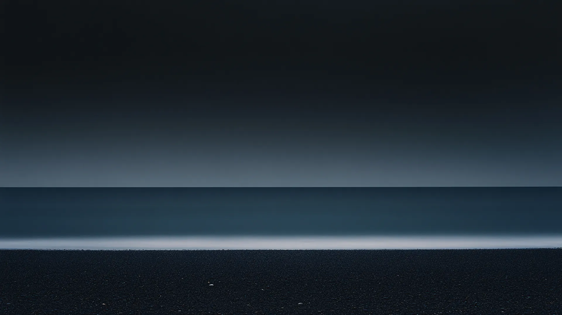 Minimalist Dark Blue Ocean Horizon Wallpaper