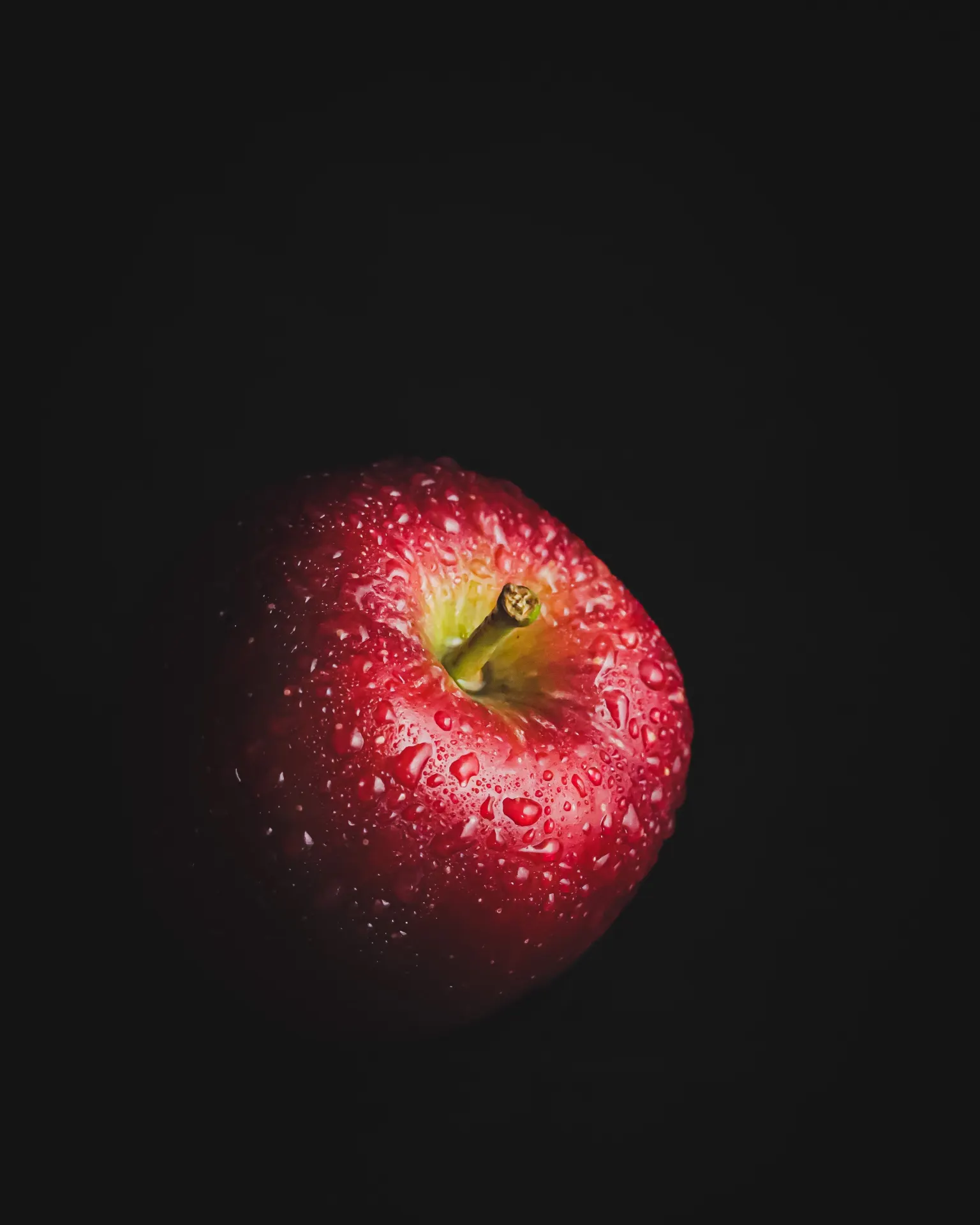 Fresh Red Apple with Water Droplets Wallpaper