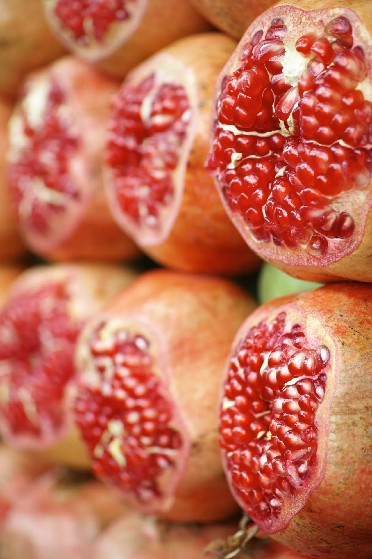 Fresh Red Pomegranate Fruit Wallpaper