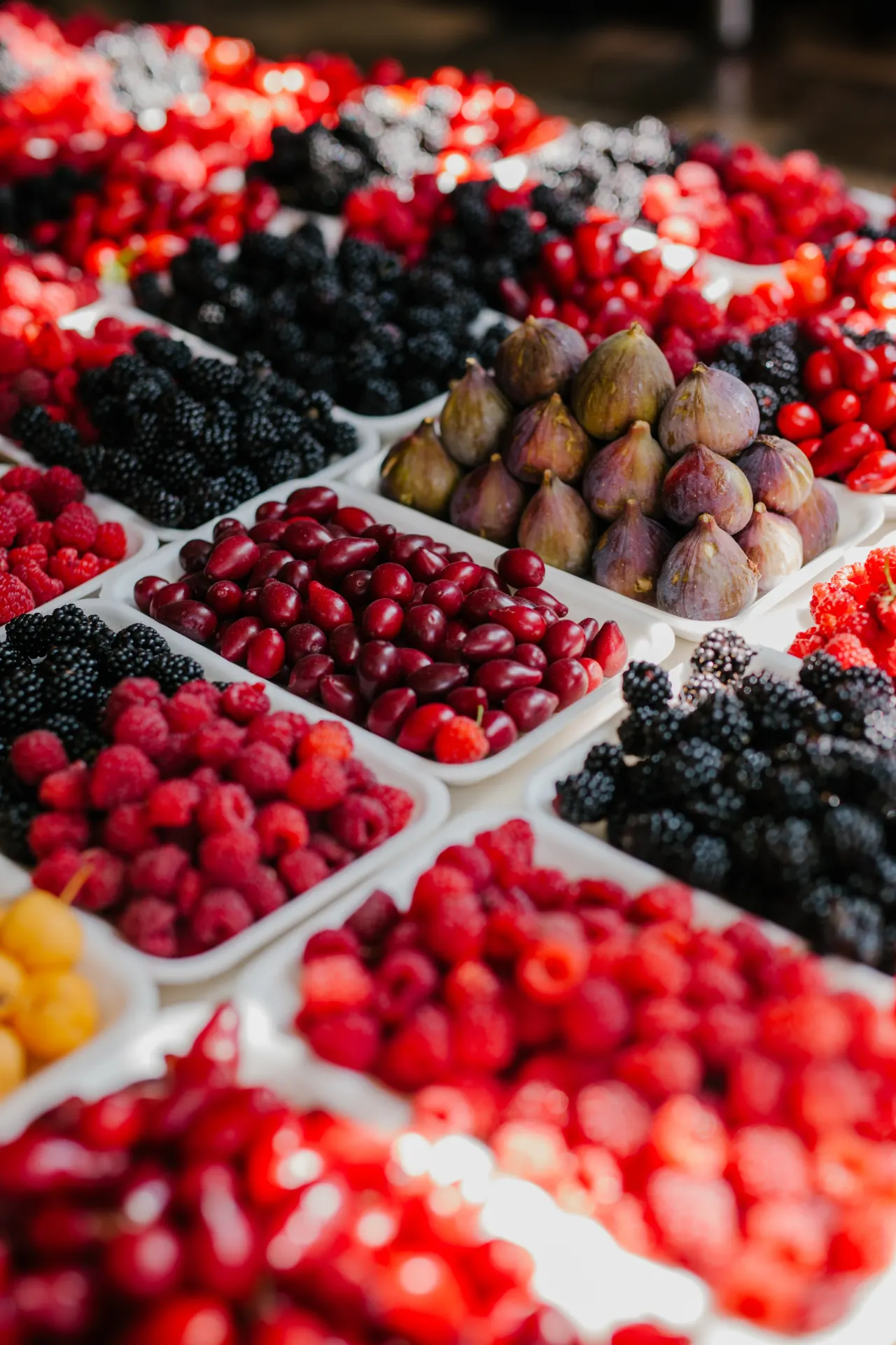 Fresh Berries, Cherries and Figs Wallpaper