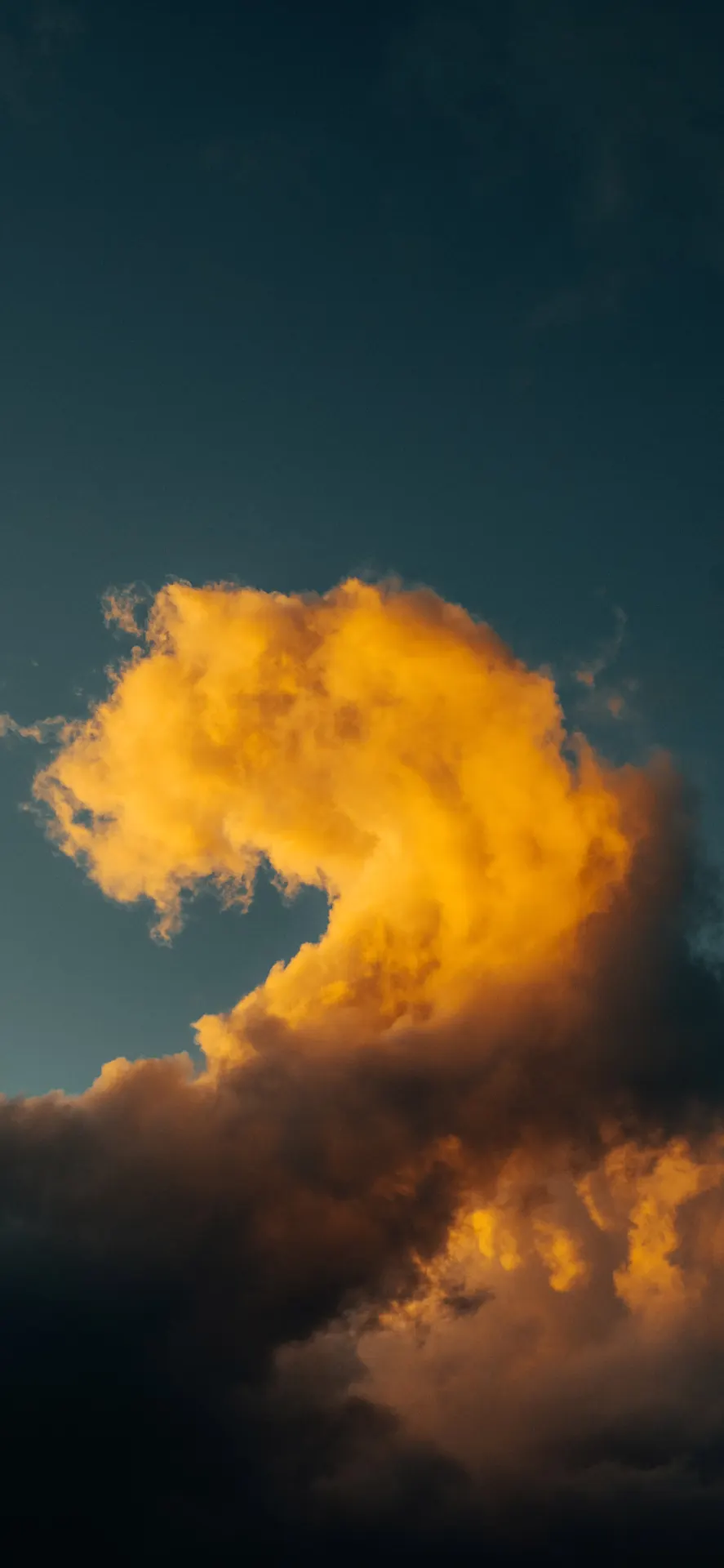 Golden Cloud Dark Sky Aesthetic Wallpaper